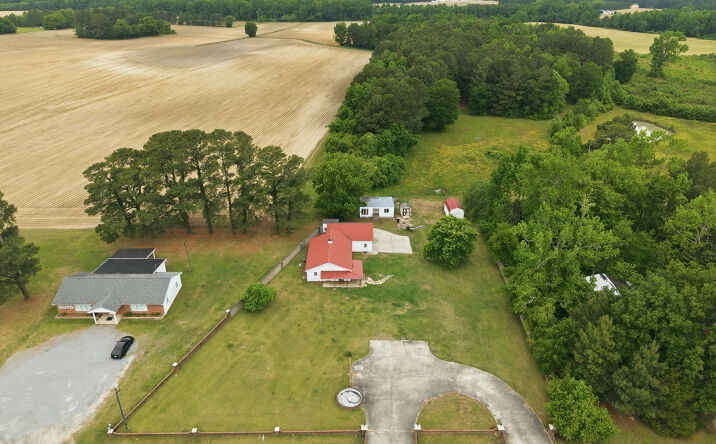 Pictures of Retail, Office, Mixed Use property located at 3397 U.S. 301, Dunn, NC 28334 for sales - image #1