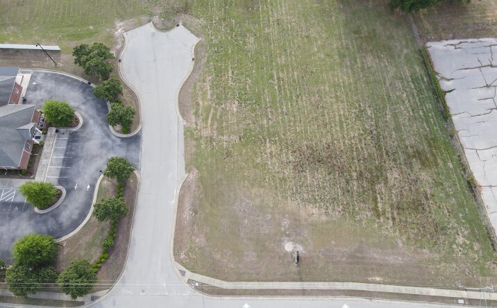 Pictures of Land property located at FOUR OAKS PL, DUNN, NC 28334 for sales - image #1