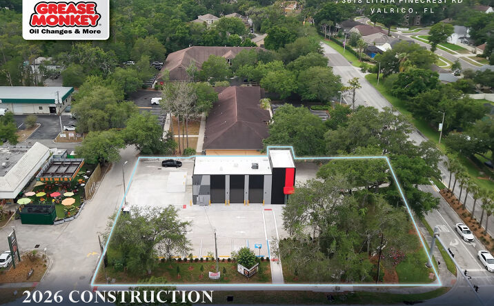 Pictures of Retail property located at 3618 Lithia Pinecrest Rd, Valrico, FL 33596 for sales - image #1