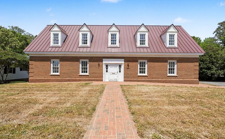 Pictures of Office property located at 15885 KINGS HWY, MONTROSS, VA 22520 for sales - image #1