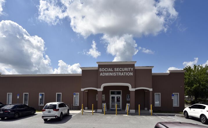 Pictures of Office, Special Purpose property located at 550 Commerce Drive, Lakeland, FL 33813 for sales - image #1