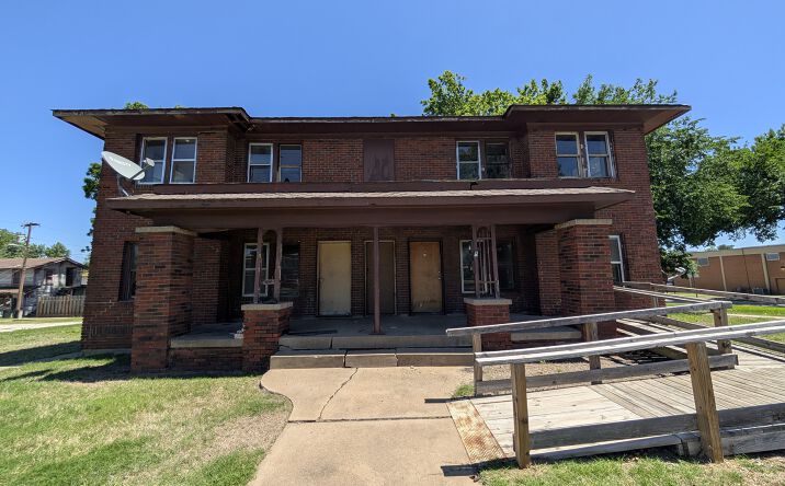 Pictures of Multifamily property located at 101 North 7th Street, Ponca City, OK 74601 for sales - image #1