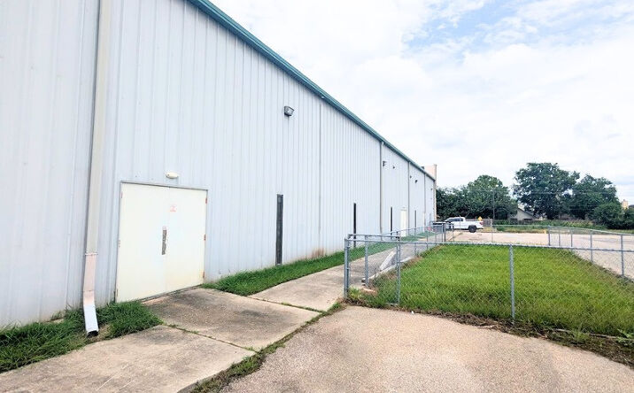 Pictures of Mixed Use, Special Purpose property located at 16310 Chimney Rock Rd, Houston, TX 77053 for sales - image #1