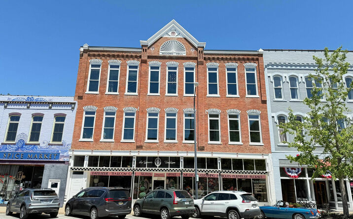 Pictures of Mixed Use property located at 211 East Commercial Street, Springfield, MO 65803 for sales - image #1