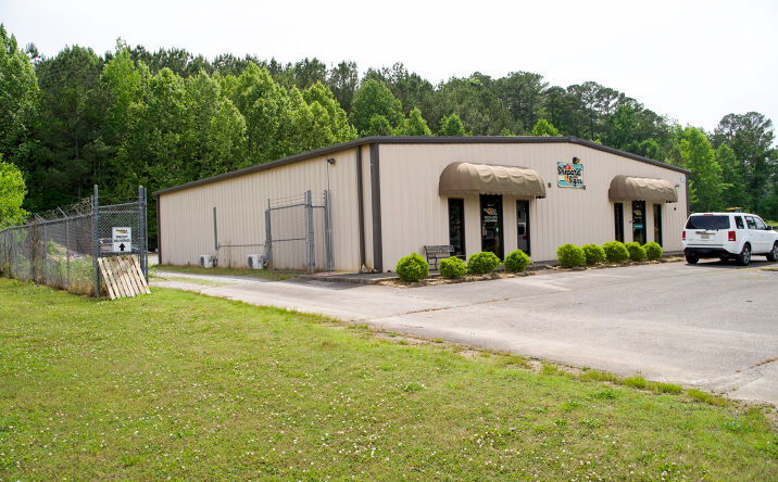 Pictures of Mixed Use property located at 126 CASTLE DR, MADISON, AL 35758-8674 for sales - image #1