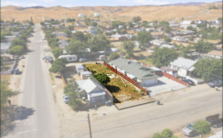 Pictures of Multifamily property located at 149 Crystal Street, Taft, CA 93268 for sales - image #1