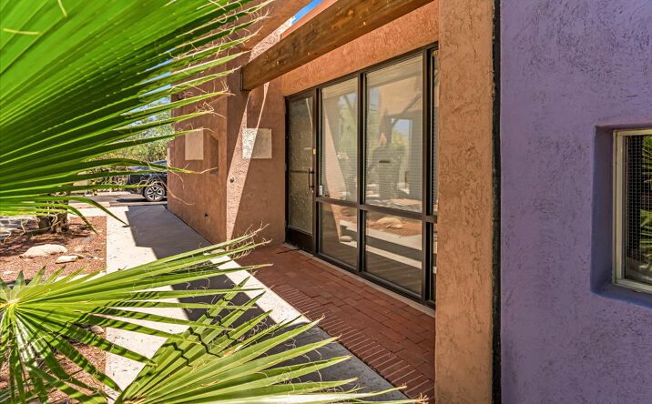 Pictures of Office property located at 2102 N COUNTRY CLUB RD, TUCSON, AZ 85716 for sales - image #1
