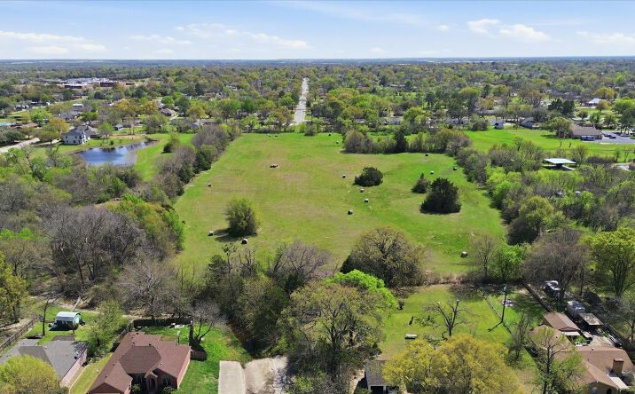 Pictures of Land property located at 0 Griffith Avenue, Terrell, TX 75160 for sales - image #1