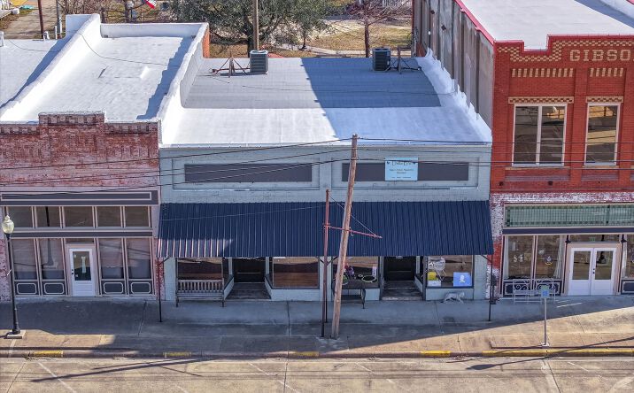 Pictures of Office, Retail, Mixed Use property located at 106 North Main Street, Grand Saline, TX 75140 for sales - image #1