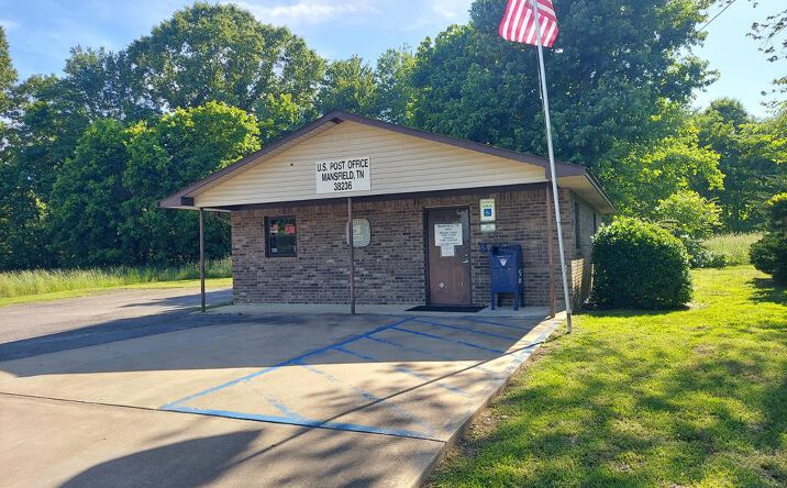 Pictures of Office property located at 2154 Mansfield Rd, Mansfield, TN 38236 for sales - image #1