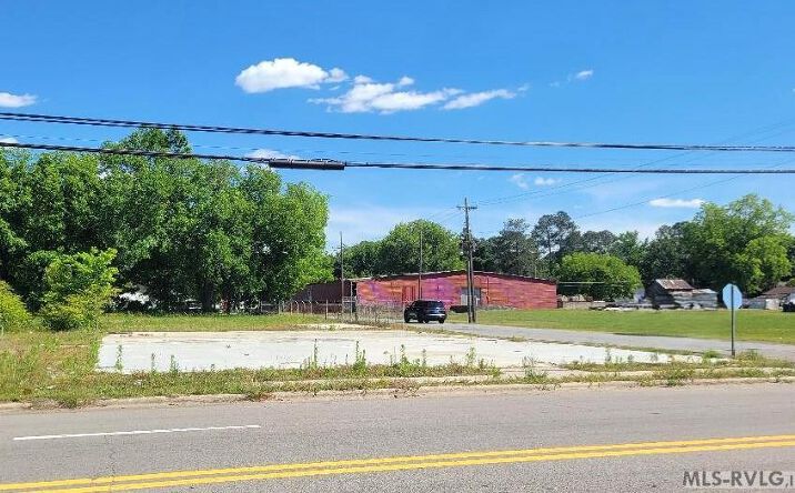 Pictures of Land property located at 200 N. Mcdaniel St., Enfield, NC 27823 for sales - image #1