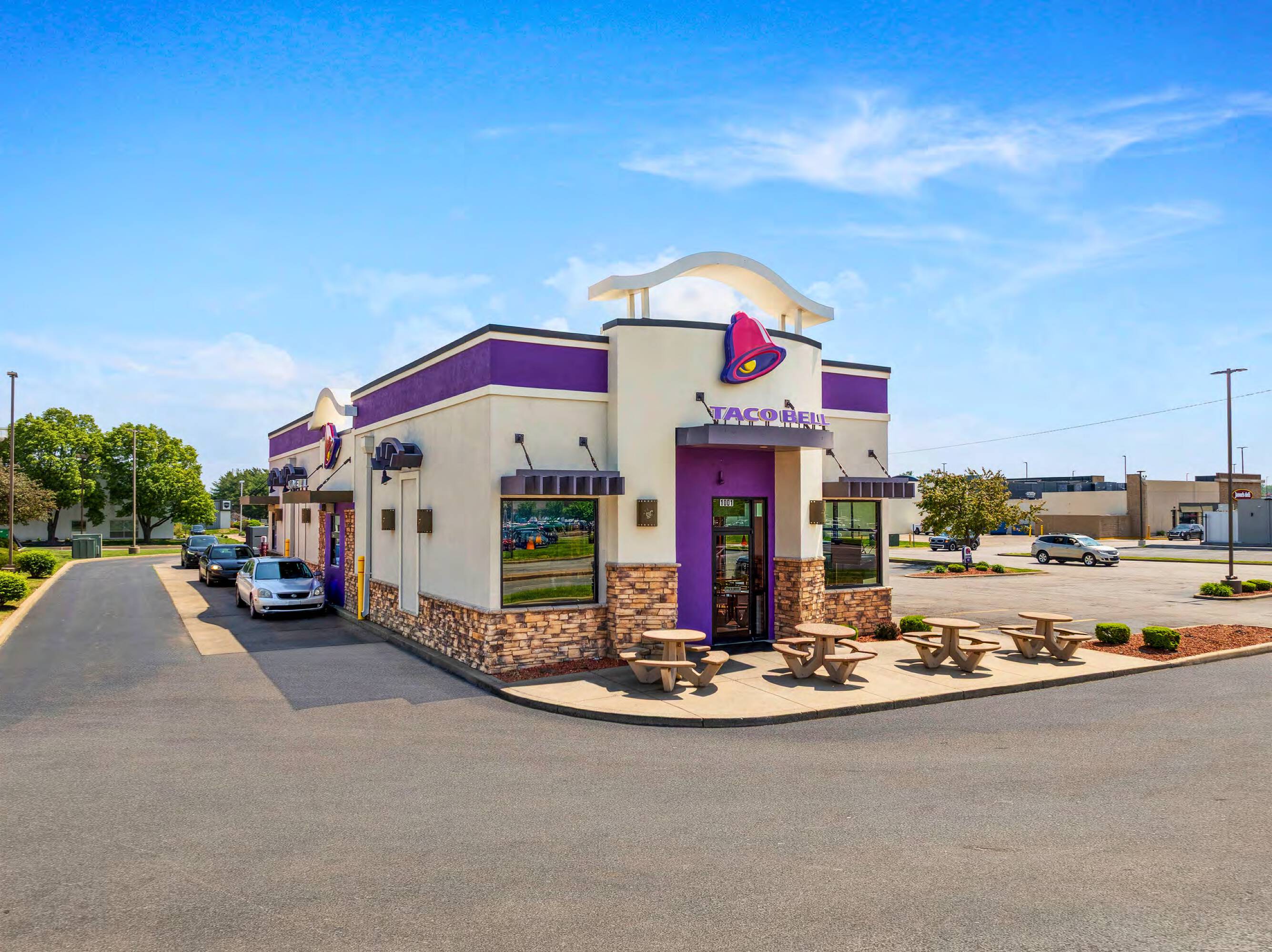 1001 N Green River Rd, Evansville, IN 47715