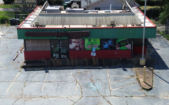 Pictures of Retail property located at 4001 Glenwood Road, Decatur, GA 30032 for sales - image #1