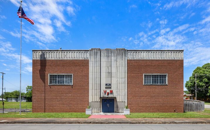 Pictures of Hospitality, Mixed Use, Special Purpose property located at 419 N. Raleigh Avenue, Sheffield, AL 35660 for sales - image #1