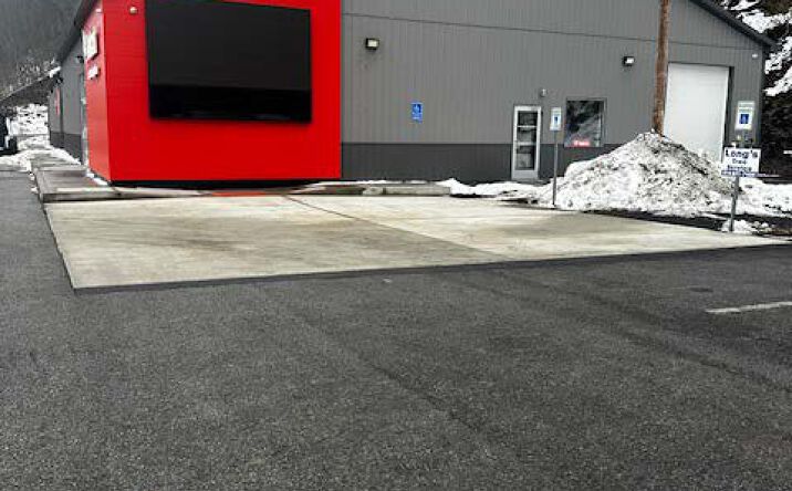 Pictures of Retail property located at 9746 William Penn Hwy, Huntingdon, PA 16652 for sales - image #1