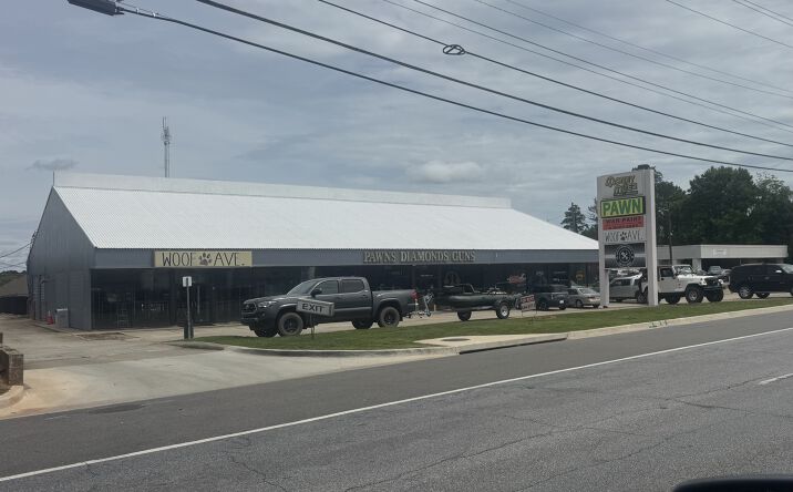 Pictures of Retail, Business for Sale property located at 1027 Opelika Road, Auburn, AL 36830 for sales - image #1
