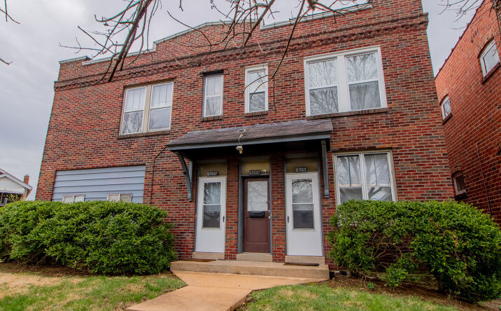 Pictures of Multifamily property located at 5700 Goener Avenue, St. Louis, MO 63116 for sales - image #1