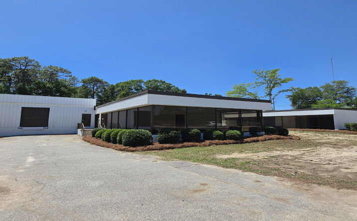 Pictures of Office, Industrial property located at 999 Harbor Drive, West Columbia, SC 29169 for sales - image #1
