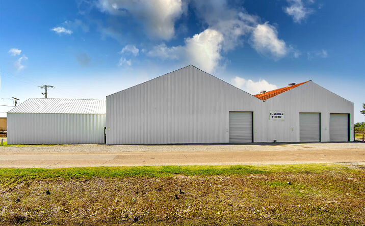 Pictures of Industrial property located at 115 Thompson Pl, Thibodaux, LA 70301 for sales - image #1