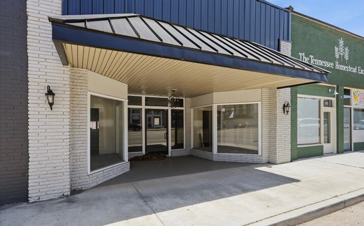 Pictures of Retail, Office, Hospitality property located at 110 E Broadway St, Lenoir City, TN 37771 for sales - image #1