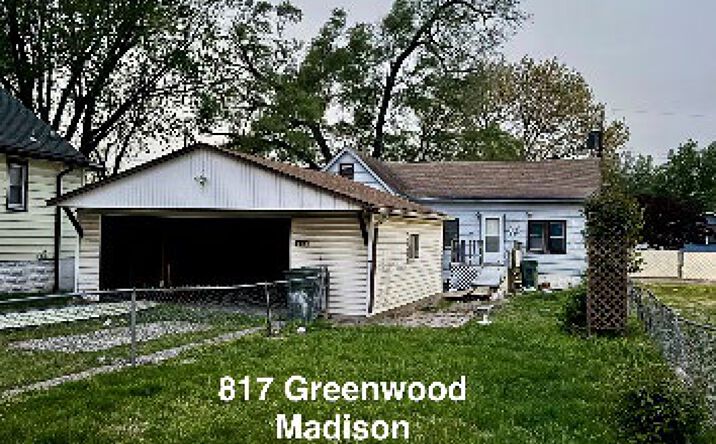 Pictures of Multifamily property located at 2123 Edison, Granite City, IL 08820, 2405 Delmar, Granite City, IL 74012-4002, 2422 Delmar, Granite City, IL 19940, 8741 Maple Avenue, Caseyville, IL 62232, 2304 State, Granite City, IL 62040-4729, 2137 Benton, Granite City, IL 72015, 2133 Benton, Granite City, IL 72015, 2229 E 23rd, Granite City, IL 68025-3251, 817 Greenwood Madison, Madison, IL 25053 for sales - image #1