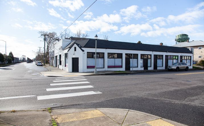 Pictures of Retail, Mixed Use property located at 1200-1218 North Killingsworth Street, Portland, OR 97217 for sales - image #1
