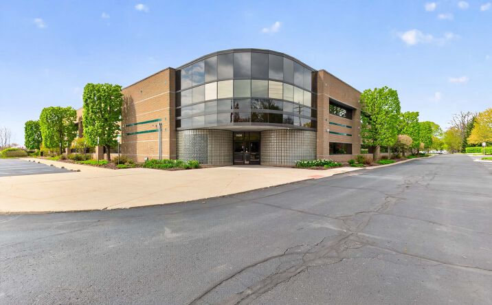 Pictures of Industrial property located at 3255 W Hamlin Rd, Rochester Hills, MI 48309 for sales - image #1