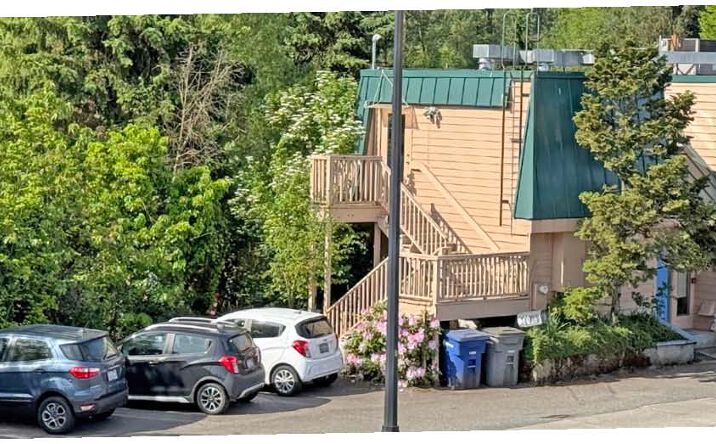 Pictures of Office property located at 10107 Woodinville Drive, Bothell, WA 98011 for sales - image #1