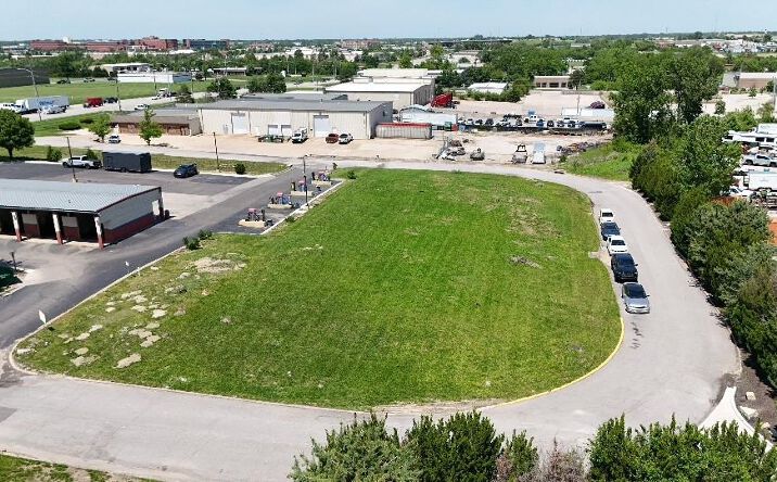 Pictures of Business for Sale property located at 0000 157th Street, Olathe, KS 66062 for sales - image #1