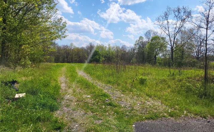 Pictures of Industrial property located at 159 Bracken Road, Montgomery, NY 12549 for sales - image #1