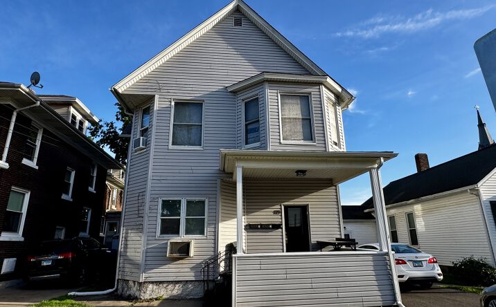 Pictures of Multifamily property located at 119 E Superior Street, Ottawa, IL 61350 for sales - image #1
