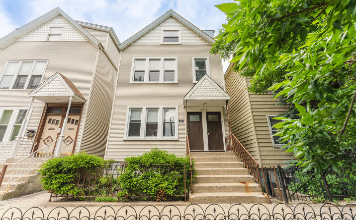 Pictures of Multifamily property located at 2616 N Marshfield Avenue, Chicago, IL 60614 for sales - image #1