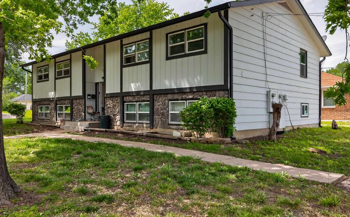 Pictures of Multifamily property located at 1192 SW Hillsdale ST, Topeka, KS 66604 for sales - image #1