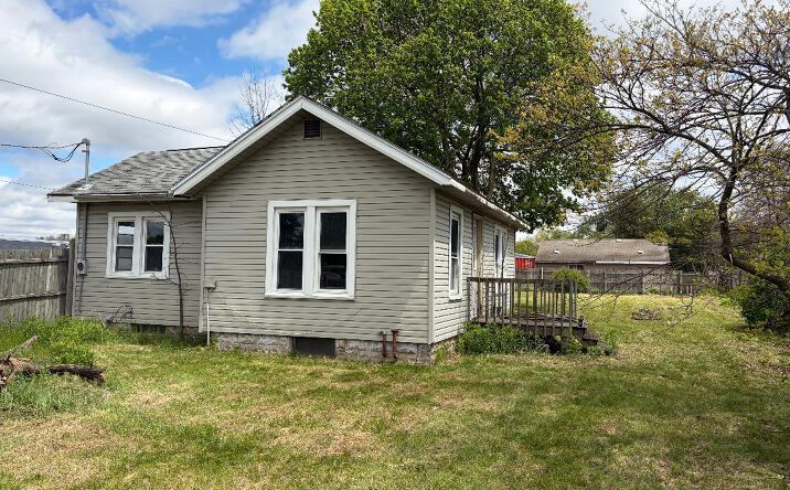 Pictures of Retail, Office property located at 2919 S 11th Street, Niles, MI 49120 for sales - image #1