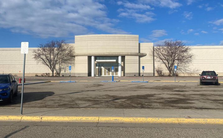 Pictures of Retail, Office, Industrial property located at 2800 S Columbia Rd, Grand Forks, ND 58201 for sales - image #1