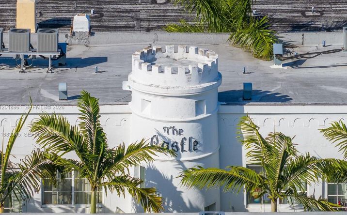 Pictures of Multifamily property located at 1508 Meridian Ave, Miami Beach, FL 33139 for sales - image #1