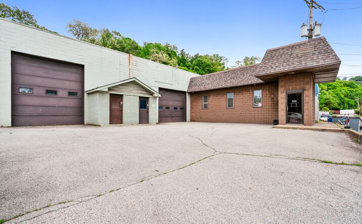 Pictures of Office, Industrial, Mixed Use property located at 520 WASHINGTON AVE, DRAVOSBURG, PA 15034 for sales - image #1