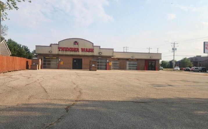 Pictures of Special Purpose property located at 203 NICOLET Boulevard, Neenah, WI 54956 for sales - image #1
