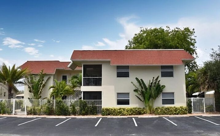 Pictures of Multifamily property located at 1361 Northeast 27th Way, Pompano Beach, FL 33062 for sales - image #1