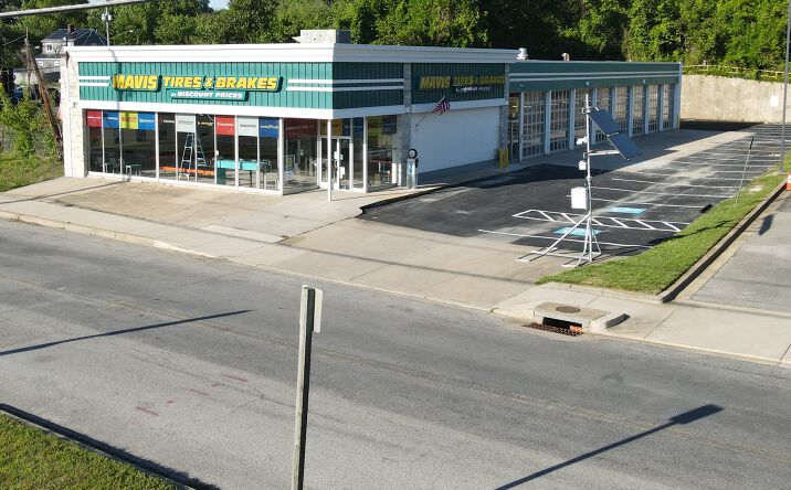Pictures of Retail, Special Purpose property located at 5406 Indian Head Hwy, Oxon Hill, MD 20745 for sales - image #1