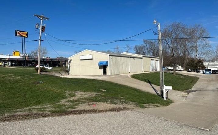 211 COMMERCE DRIVE, Jefferson City
