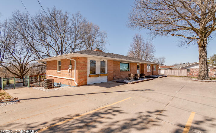 601 SCOTT STATION ROAD, Jefferson City