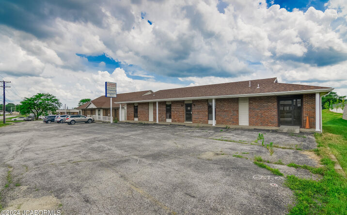 2721 INDUSTRIAL DRIVE, Jefferson City