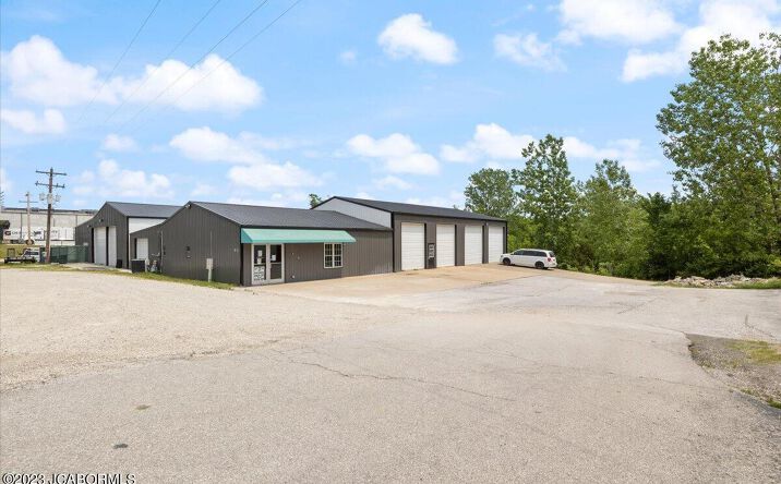 1005 BIG HORN DRIVE, Jefferson City