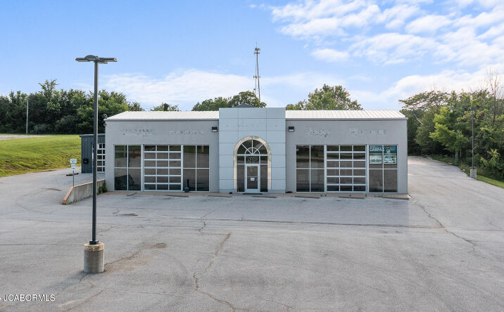 Pictures of Retail, Special Purpose property located at 809 S WESTMINSTER AVENUE, Fulton, MO 65251 for sales - image #1