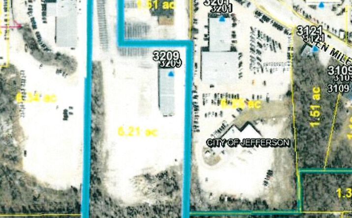 Pictures of Industrial property located at 3209 MISSOURI BOULEVARD, Jefferson City, MO 65109 for sales - image #1