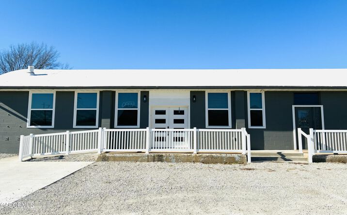 Pictures of Office property located at 903 W BUCHANAN STREET B & C, California, MO 65018 for sales - image #1