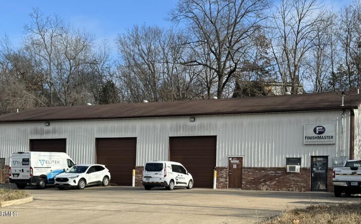 Pictures of Industrial property located at 1501 LEGION LANE, Jefferson City, MO 65109 for sales - image #1