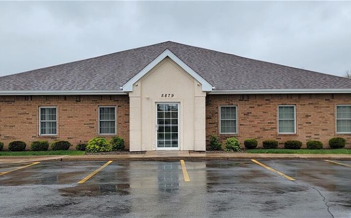 Pictures of Retail property located at 5879 Snyder Drive, Lockport, NY 14094 for sales - image #1
