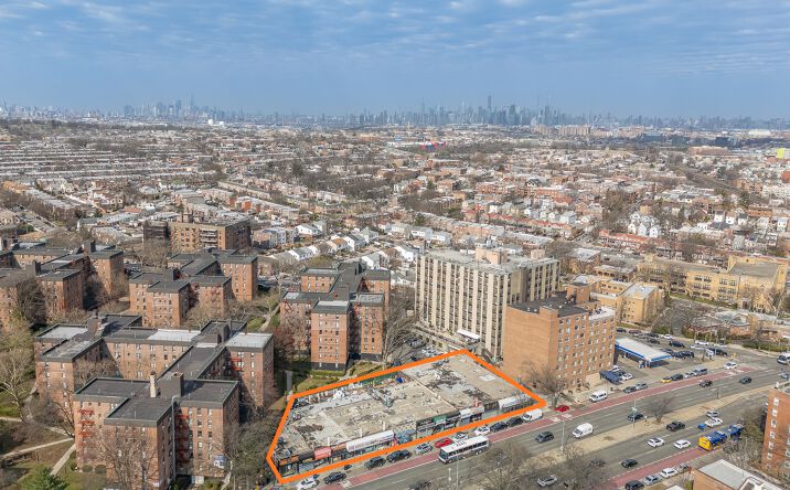 Pictures of Retail, Land property located at 6206 WOODHAVEN BLVD, FLUSHING, NY 11374 for sales - image #1